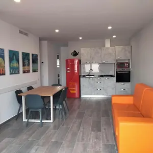 Turisticos Tenor By Bossh Apartment
